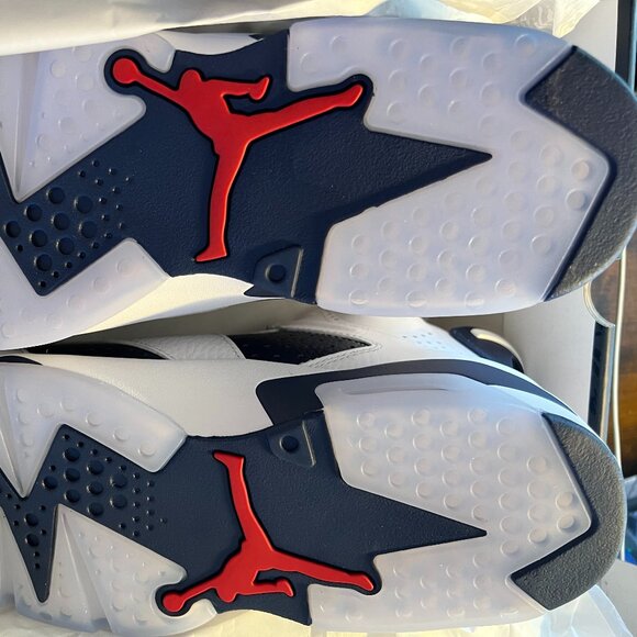 Jordan 6 Retro Olympic NIB M10.5 W 12 main image 4